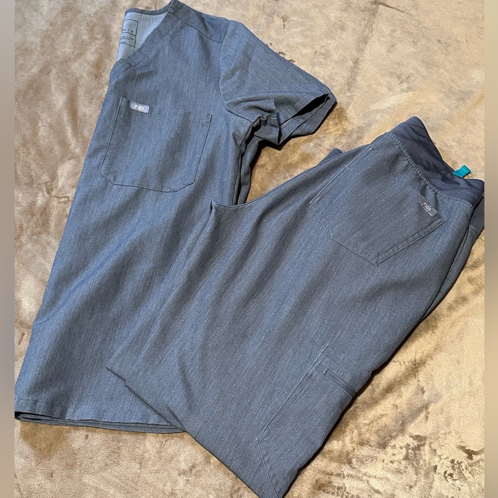 Figs Catarina and Zamora Set Graphite